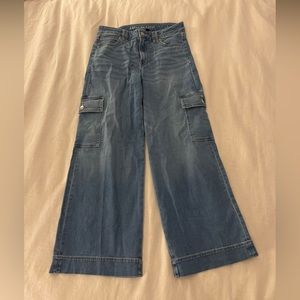 Wide Leg Cargo Jeans